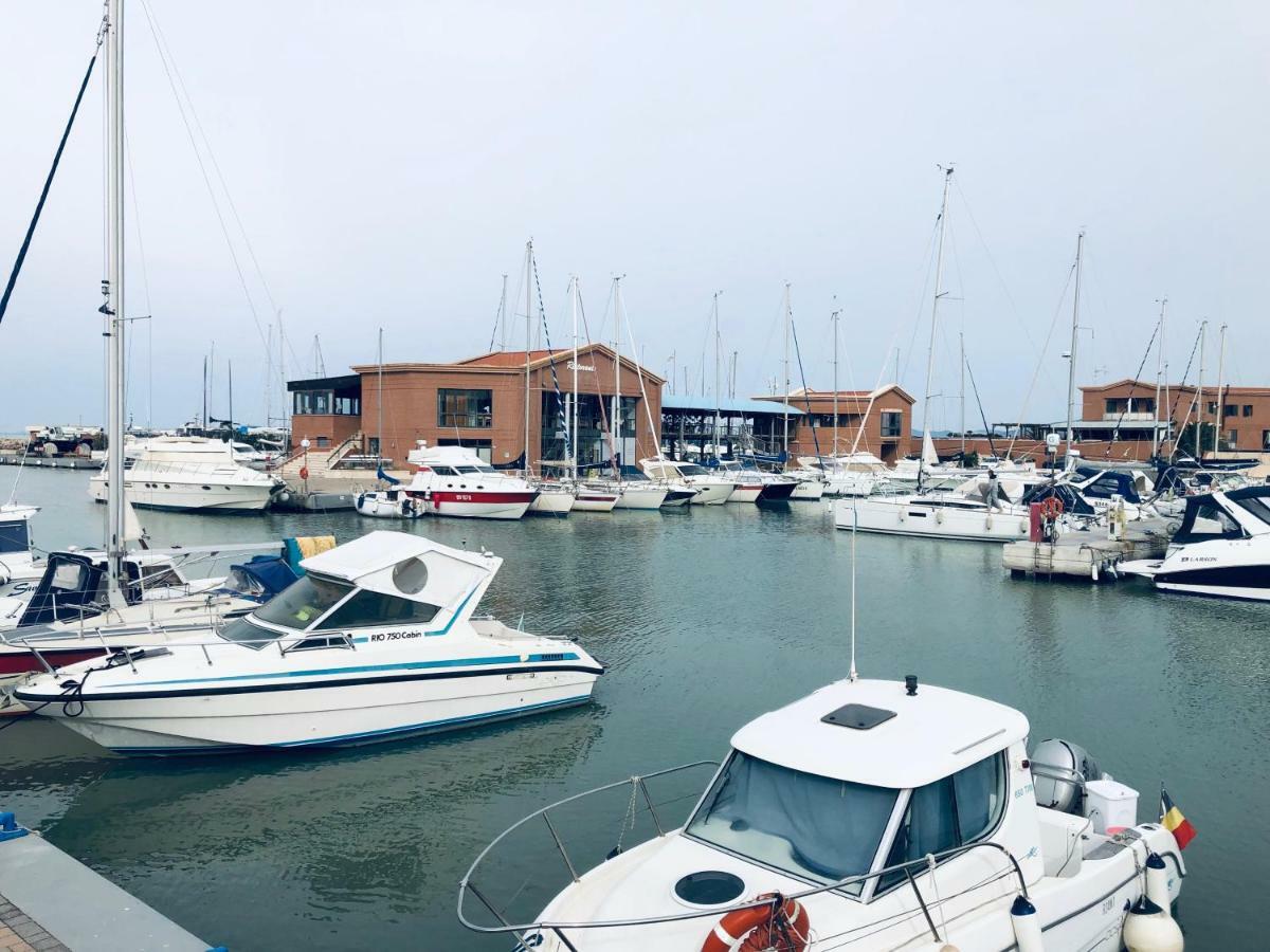 Yacht Suite マリーナ・ディ・グロッセート エクステリア 写真