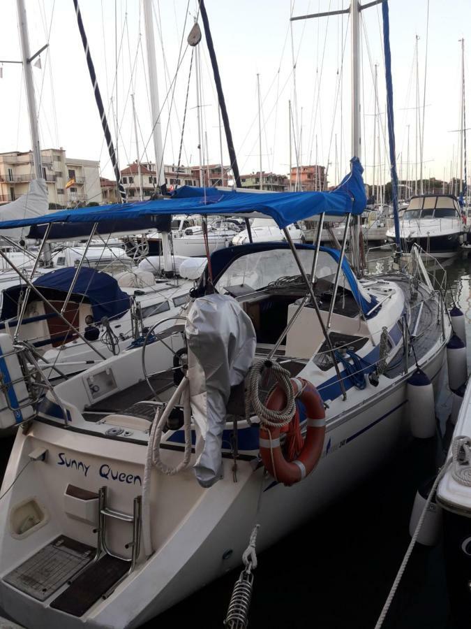 Yacht Suite マリーナ・ディ・グロッセート エクステリア 写真
